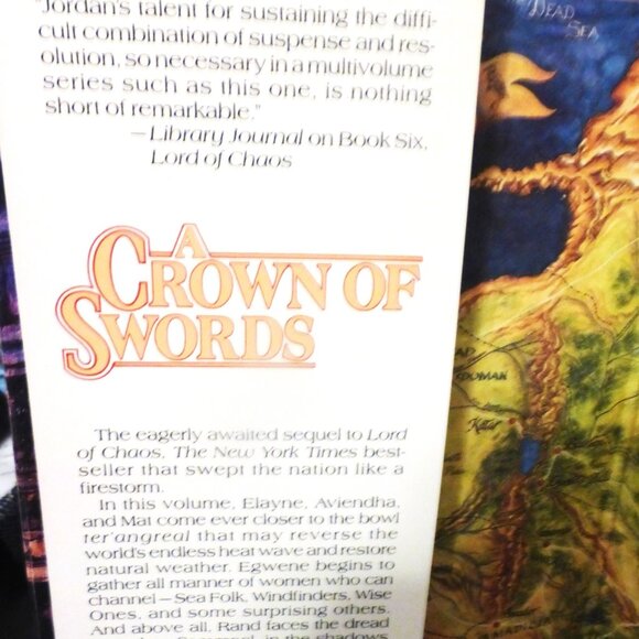 BK35BSM - 1996 CROWN of SWORDS Robert Jordan Wheel of Time Book 7 HC/DJ - Picture 2 of 9